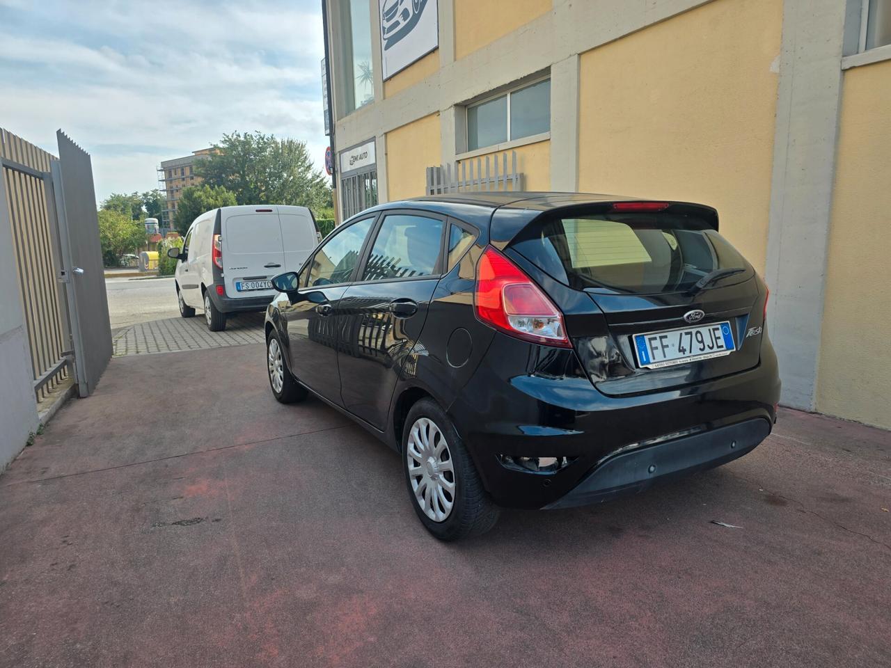 Ford Fiesta 1.5 TDCi 75CV 5 porte Titanium
