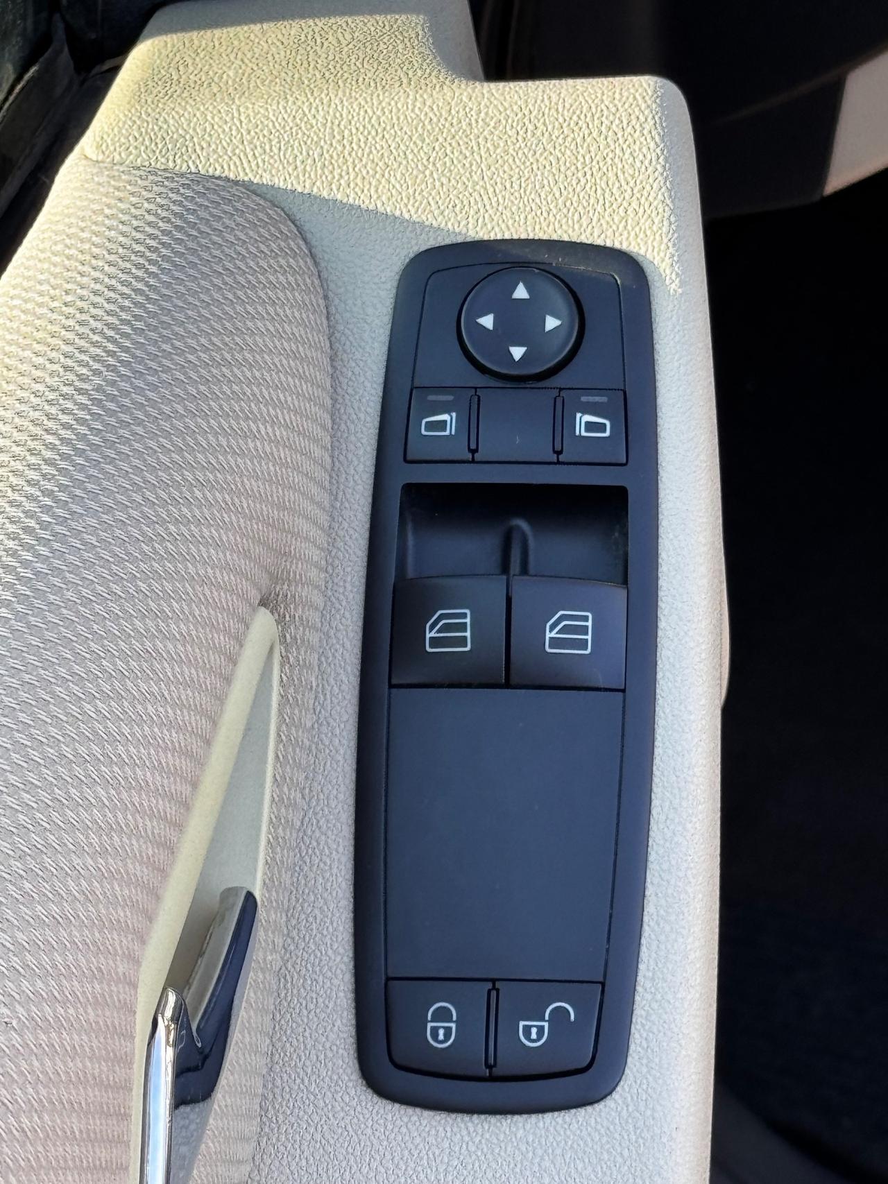 Mercedes-benz A 160- Neopatentati -95cv
