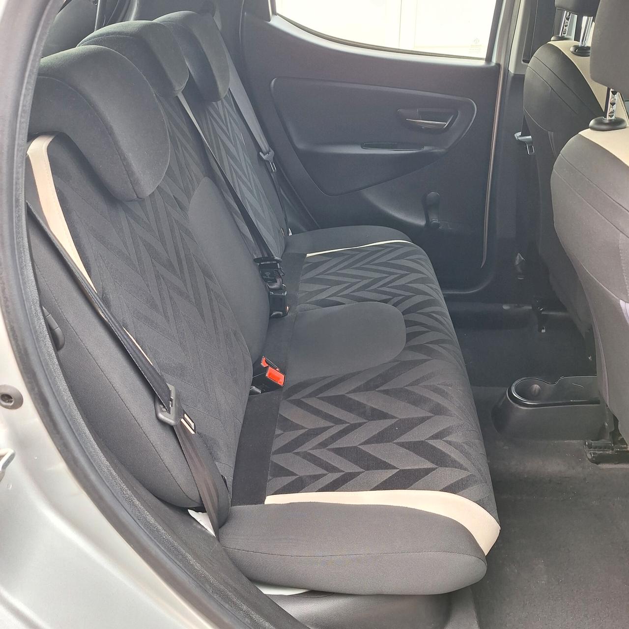 LANCIA YPSILON GARANZIA 12 MESI