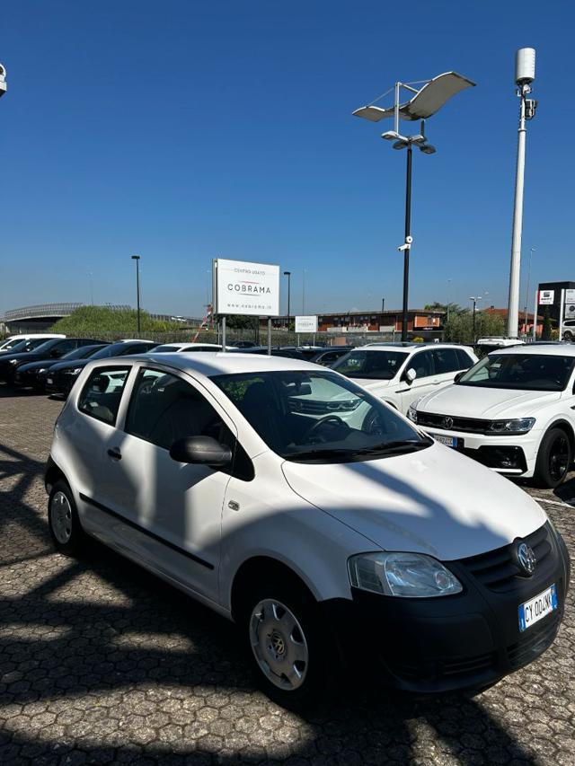VOLKSWAGEN Fox 1.2 NO CLIMA NO SERVOSTERZO