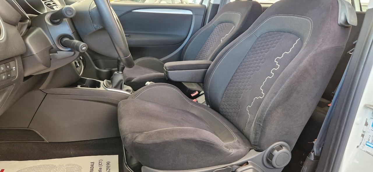 Fiat Punto II 1.3 Mjt 75cv Lounge