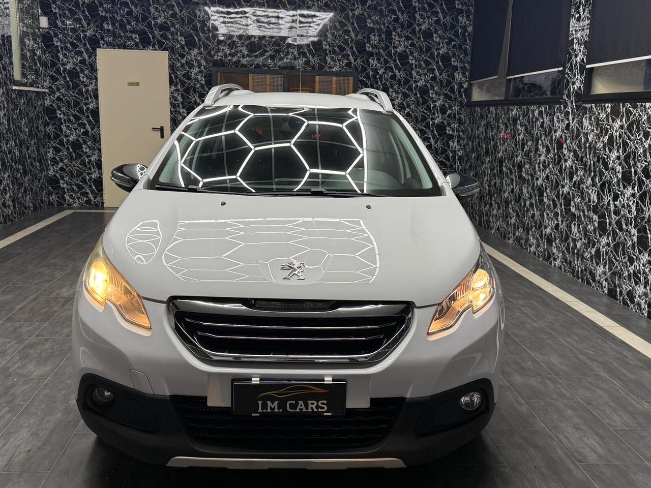 Peugeot 2008 BlueHDi 100 Black Matt