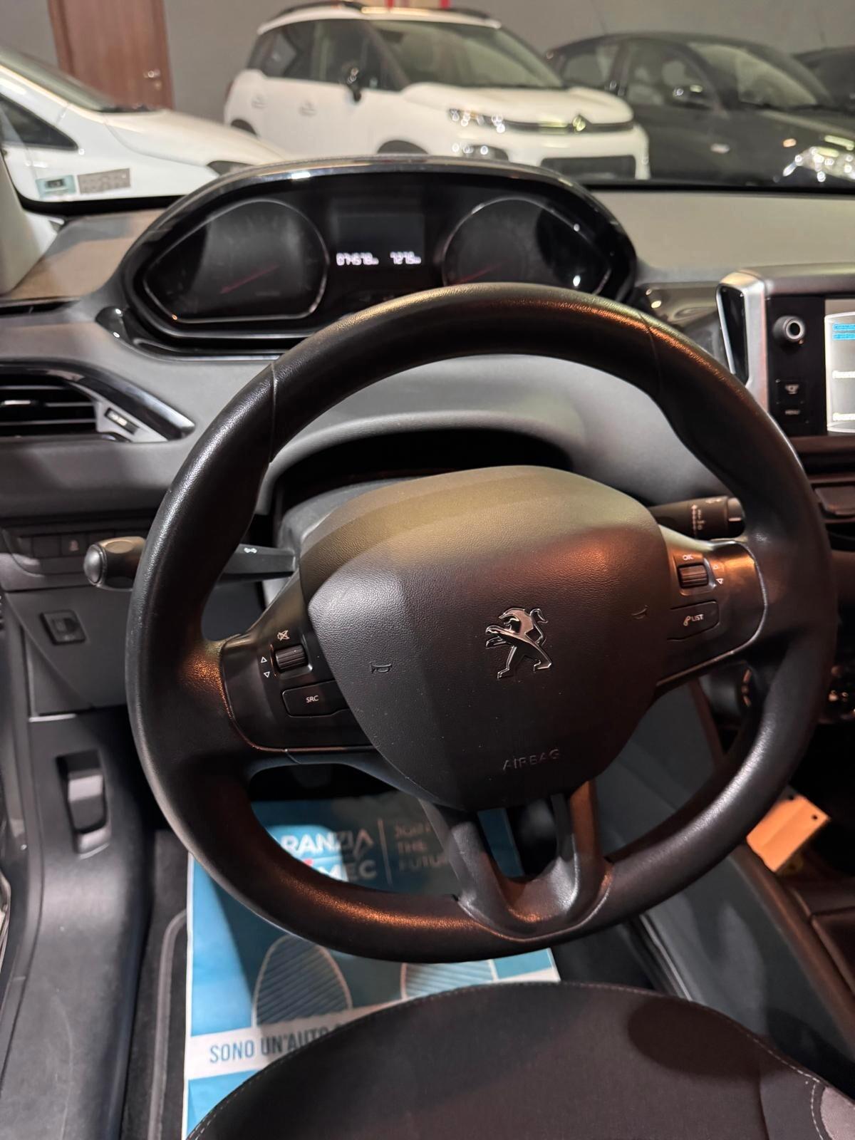 Peugeot 208 Benzina Neopatentati Km 70.000