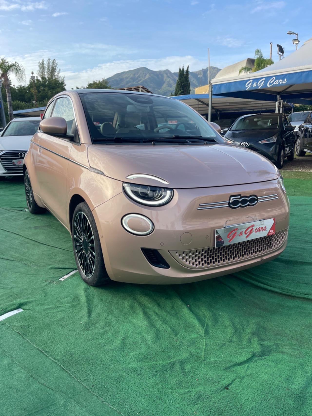 Fiat 500 La Prima Berlina 42 kWh