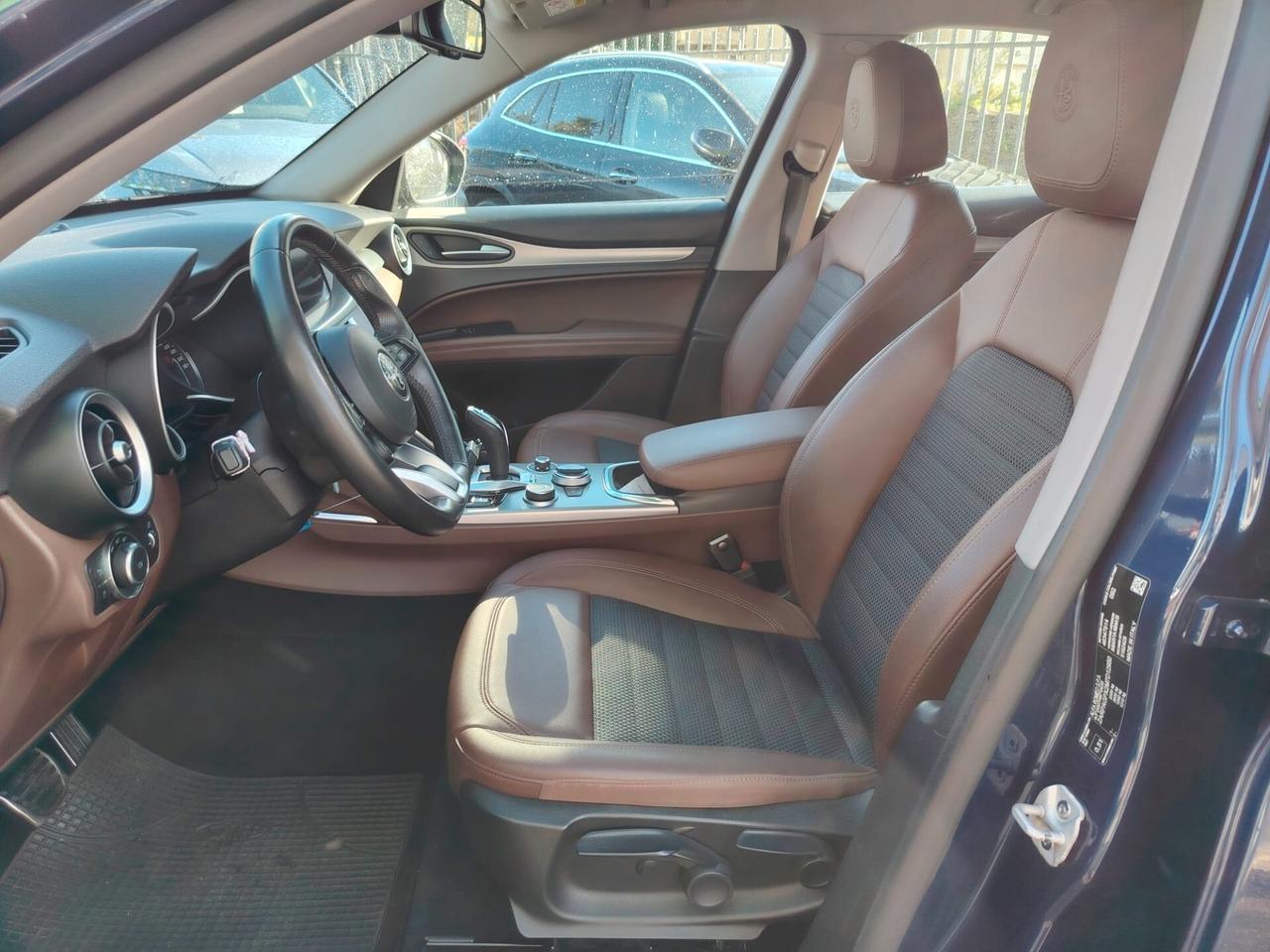 Alfa Romeo Stelvio 2.2 Turbodiesel 190 CV AT8 RWD Sprint