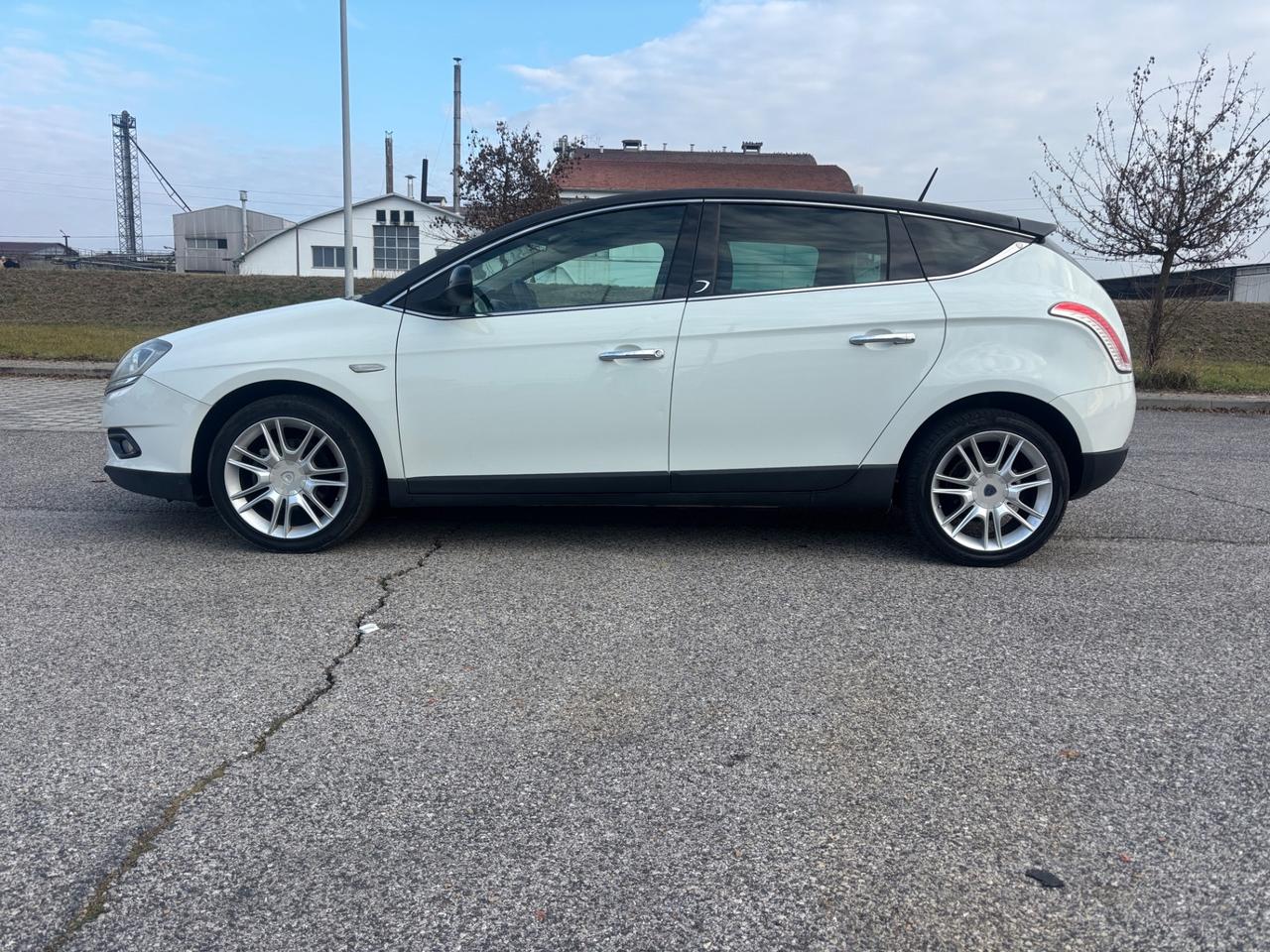 Lancia Delta 1.6 MJT DPF Selectronic Platino