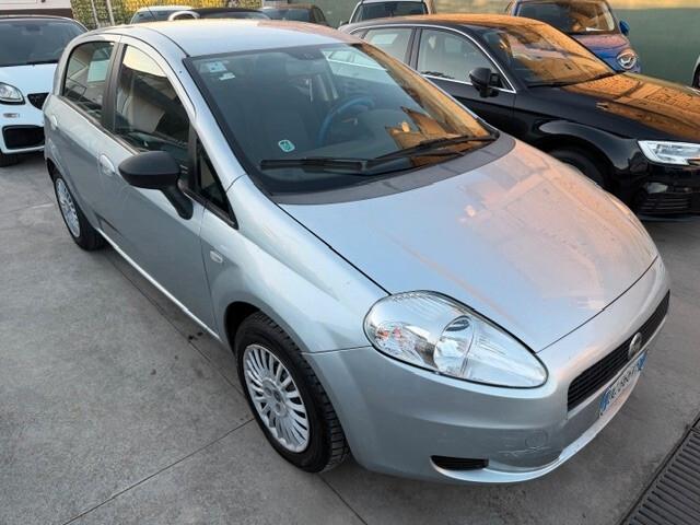 Fiat Grande Punto 1.3 MJT 75 CV 5 porte Dynamic