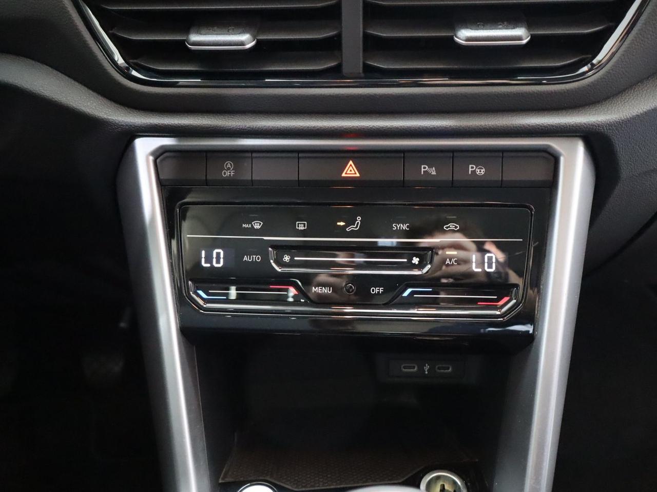 Volkswagen T-Roc Life 1.0 TSI GARANZIA VOLK #11629