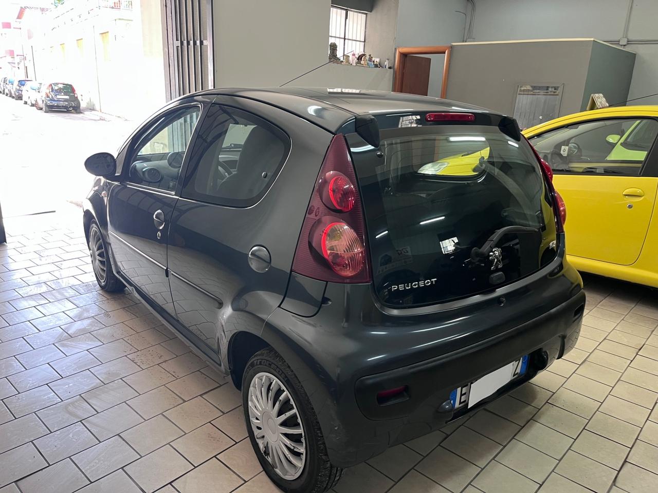 Peugeot 107 1.0 68CV 5p optional 2012