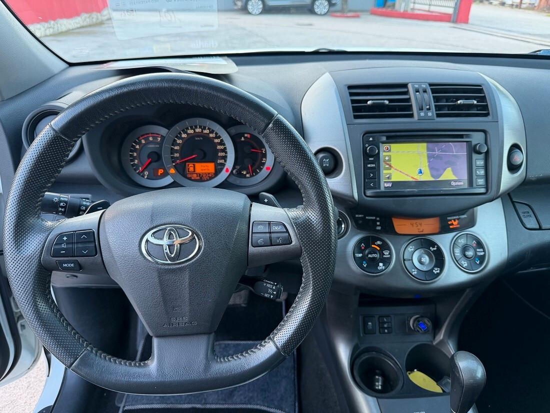 Toyota RAV 4 2.2D 150CV 5AUT 5P - 2012