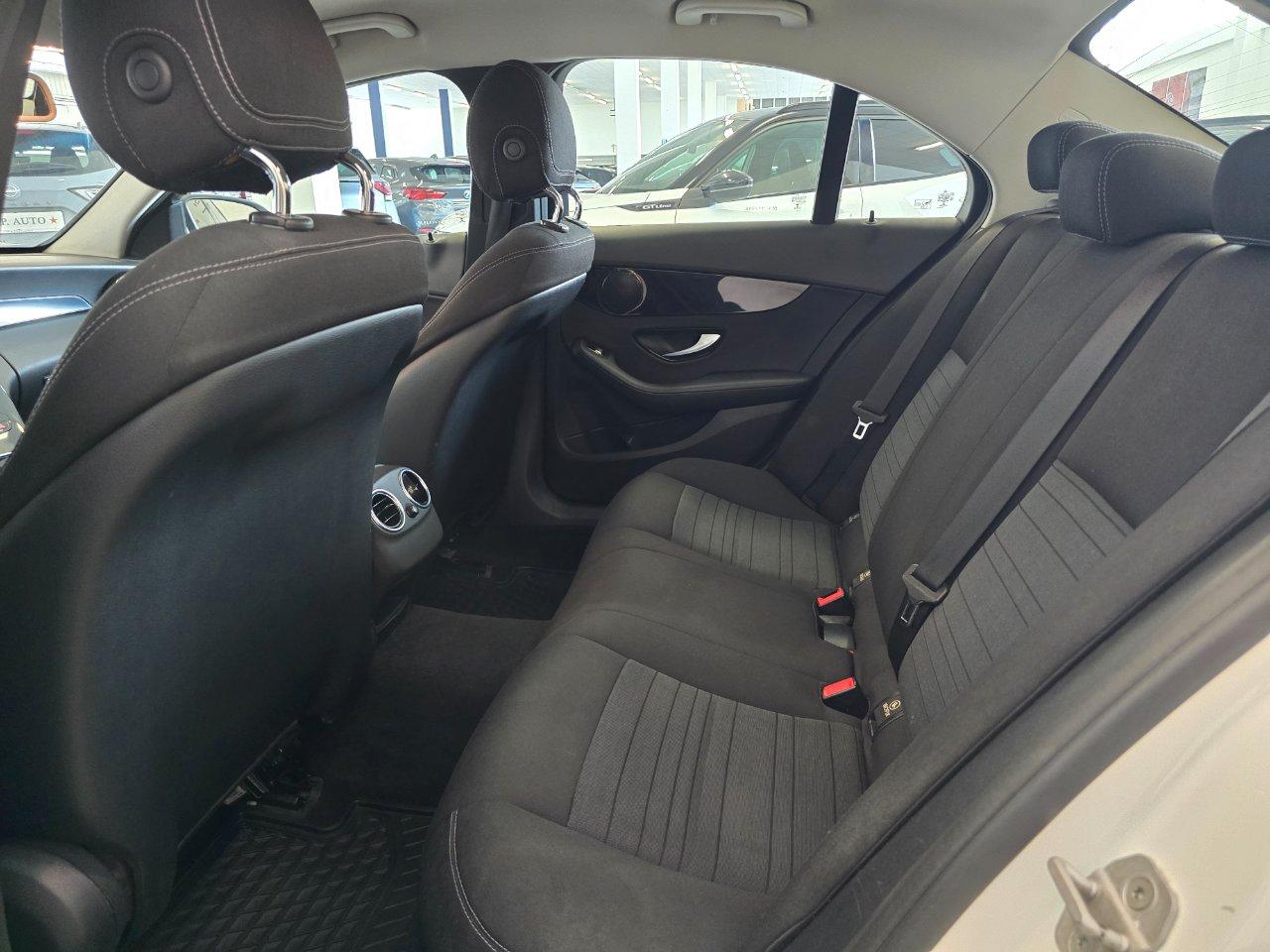 Mercedes-Benz C 220 d Auto Sport