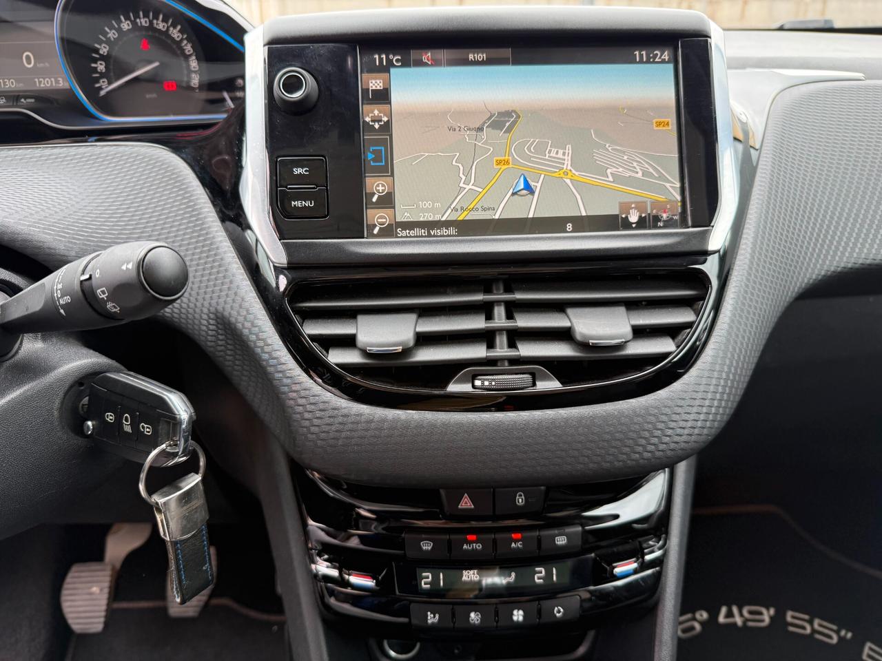 Peugeot 2008 BlueHDi 120 S&S Tetto Pelle JBL Luci Ambiente