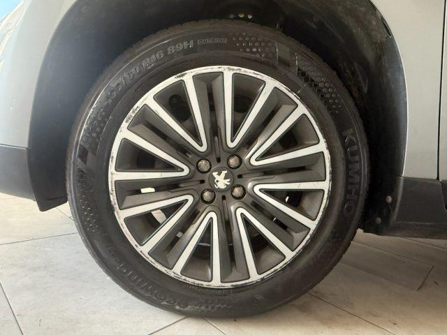 PEUGEOT 2008 1° serie PureTech 82 Allure