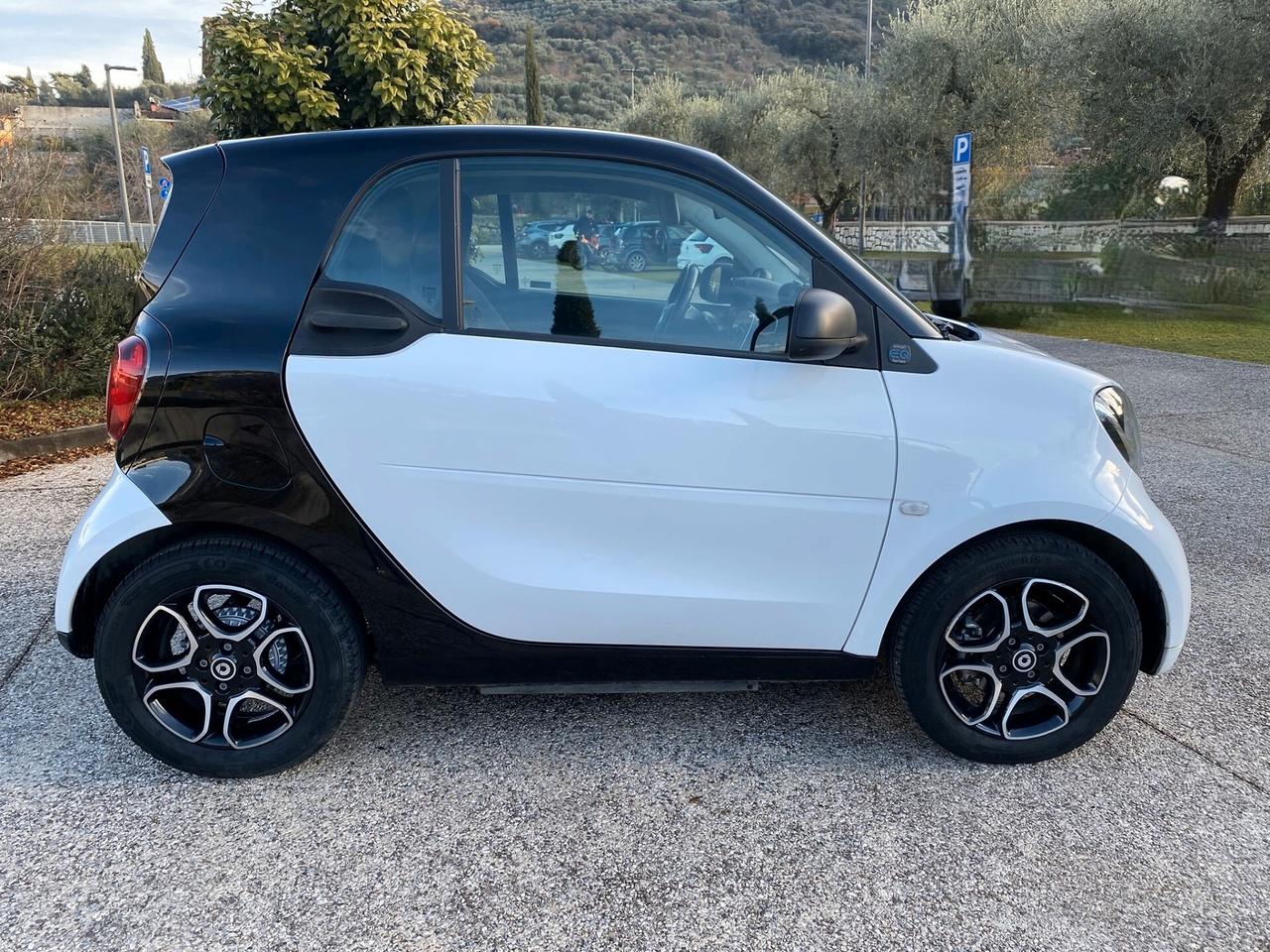 Smart ForTwo EQ Passion ... un fruscio nell'aria