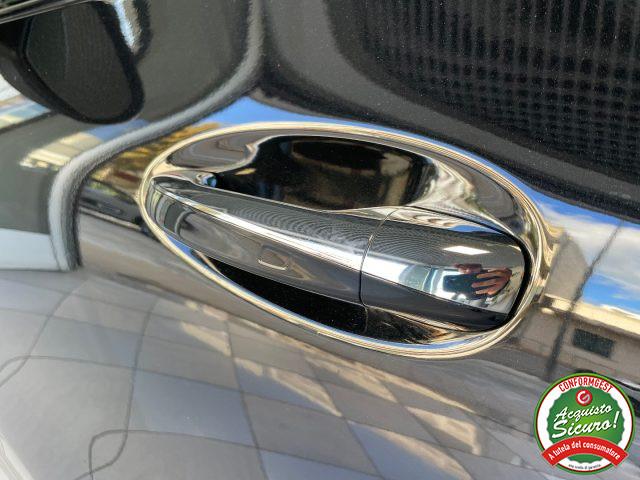 MERCEDES-BENZ GLA 200 d Auto Premium AMG *TETTO*NIGHT