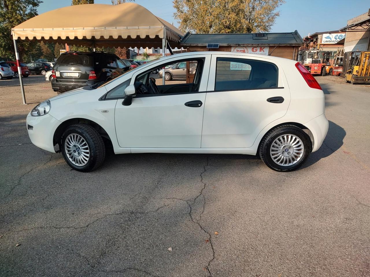 Fiat Punto 1.2 STREET 5 PORTE, EURO 6, BENZINA\GPL, OK NEOPATENTATI