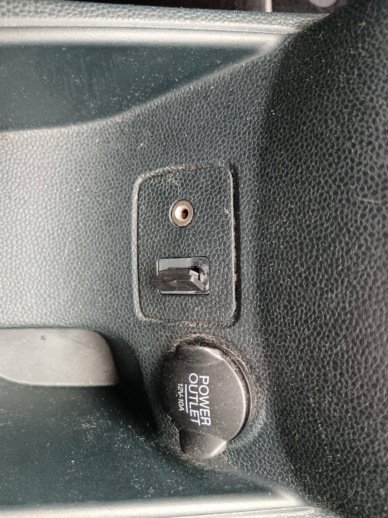 Ford Fiesta 1.4 TDCI 68CV TITANIUM NUOVISSIMA