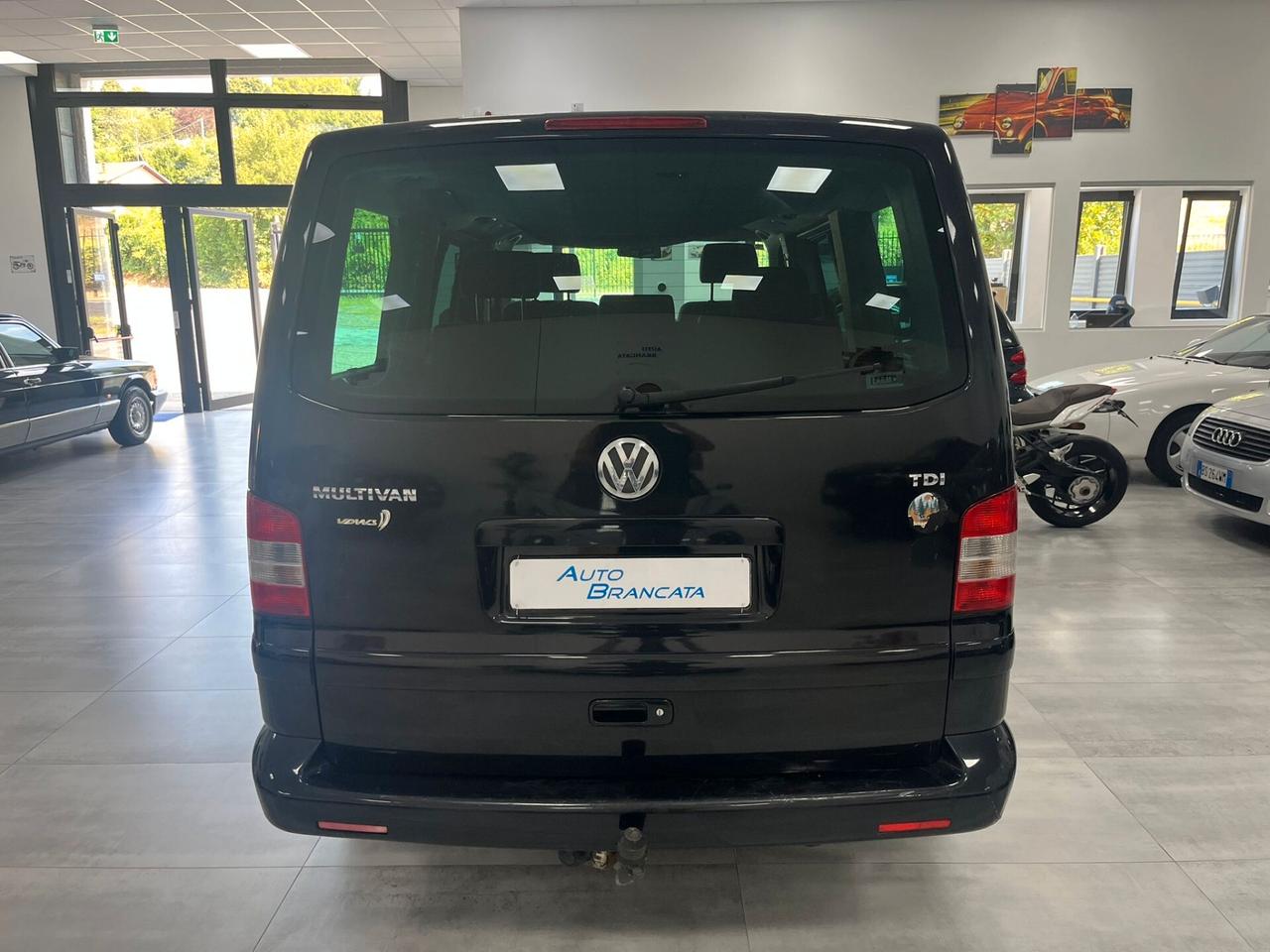 Volkswagen T5 Multivan 2.5 tdi Highline 130cv 7 POSTI