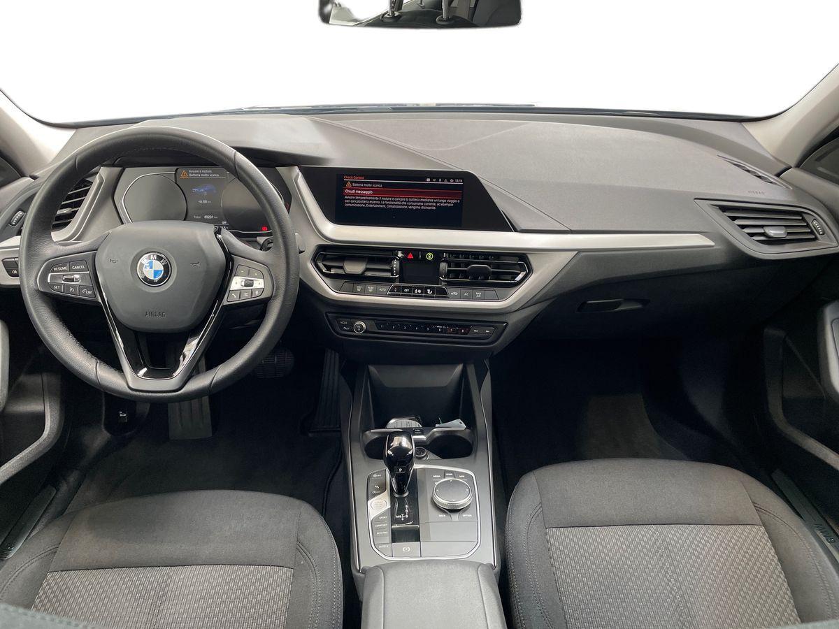 BMW Serie 1 F40 - 116d Business Advantage auto