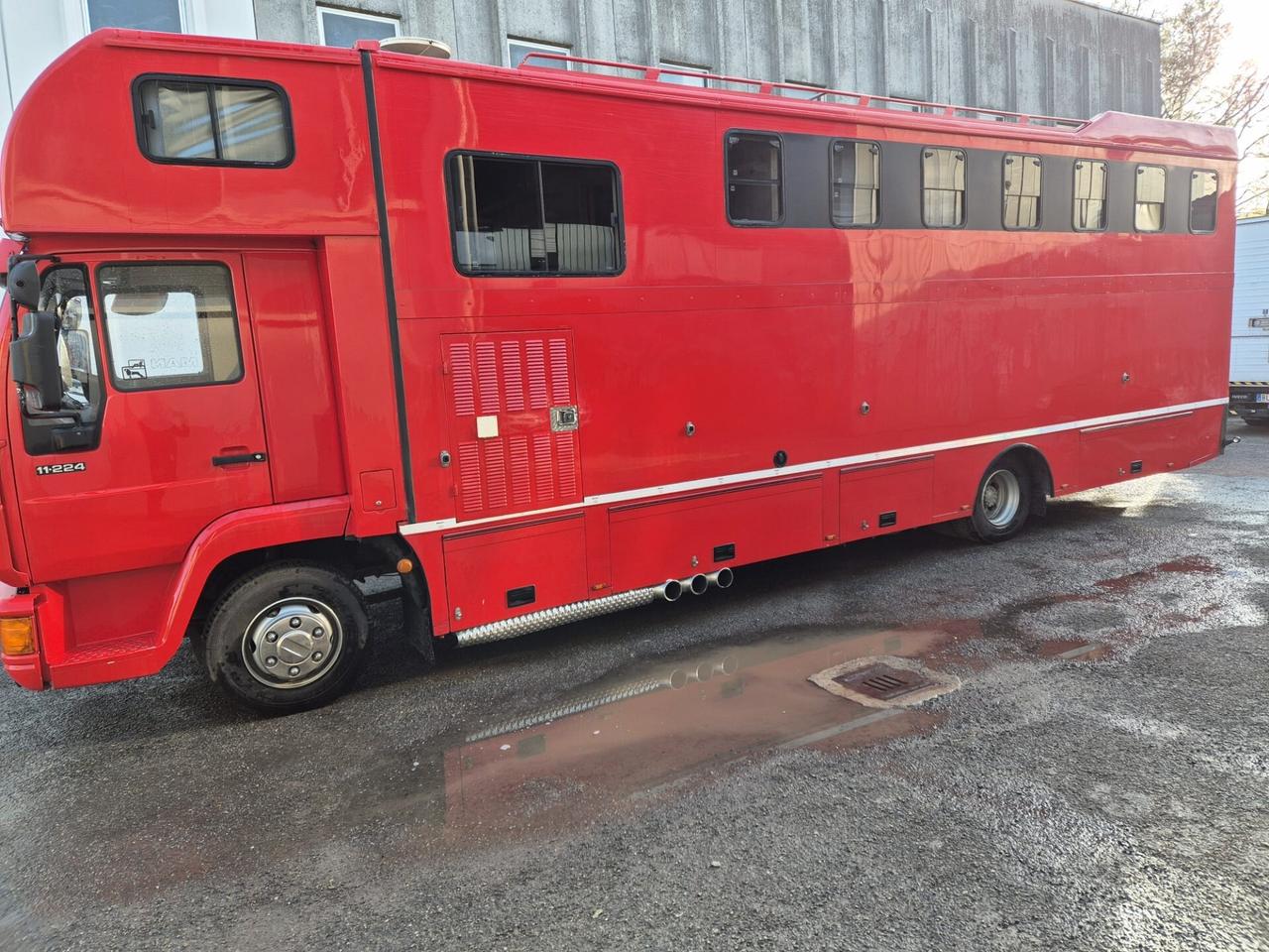CAMION MAN LIVING 11.224