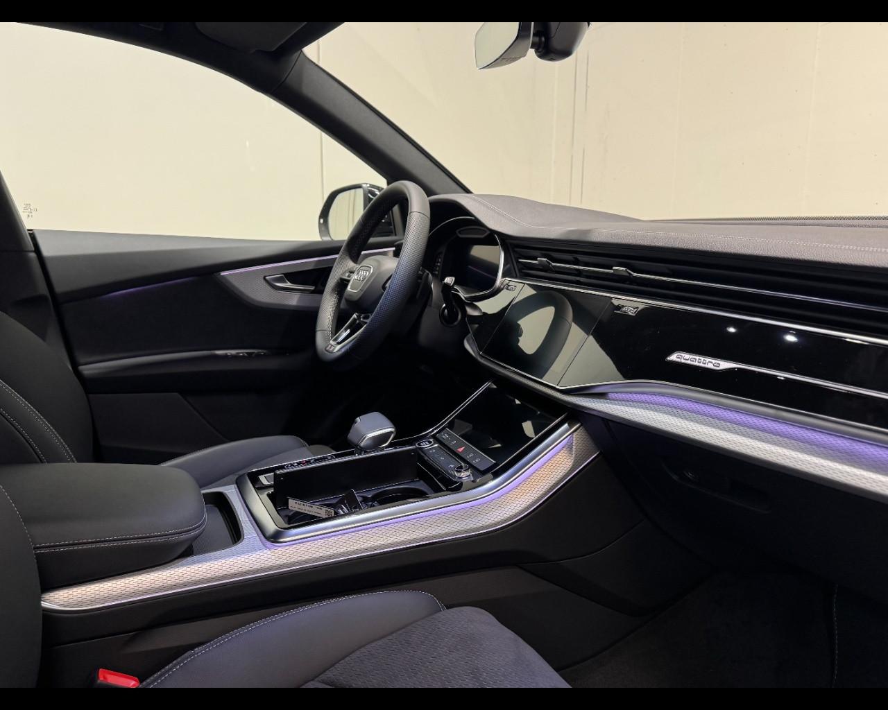 AUDI Q8 50 TDI MHEV QUATTRO S-TRONIC S LINE