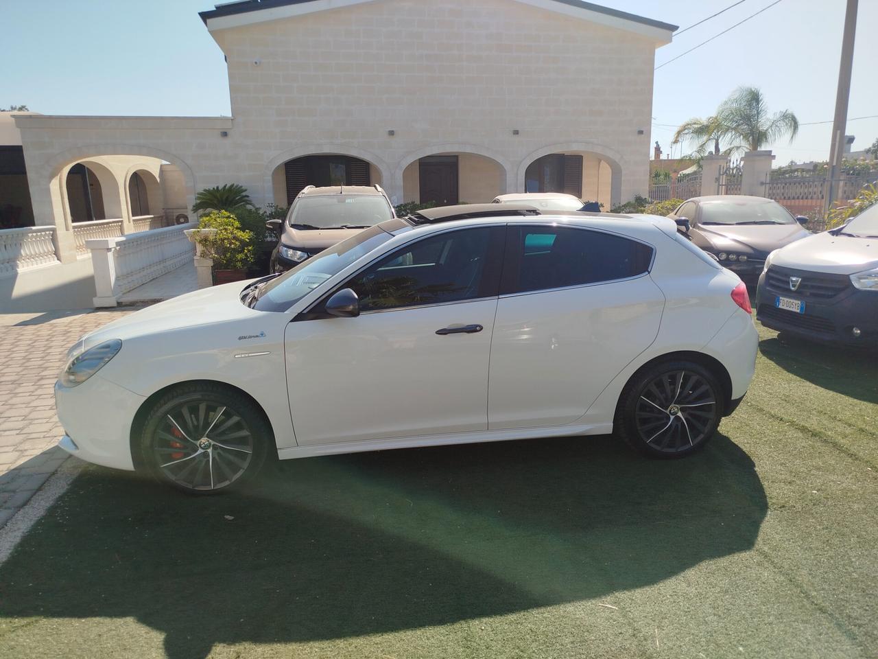 Alfa Romeo Giulietta 1.6 JTDm-2 105 CV Quadrifoglio verde