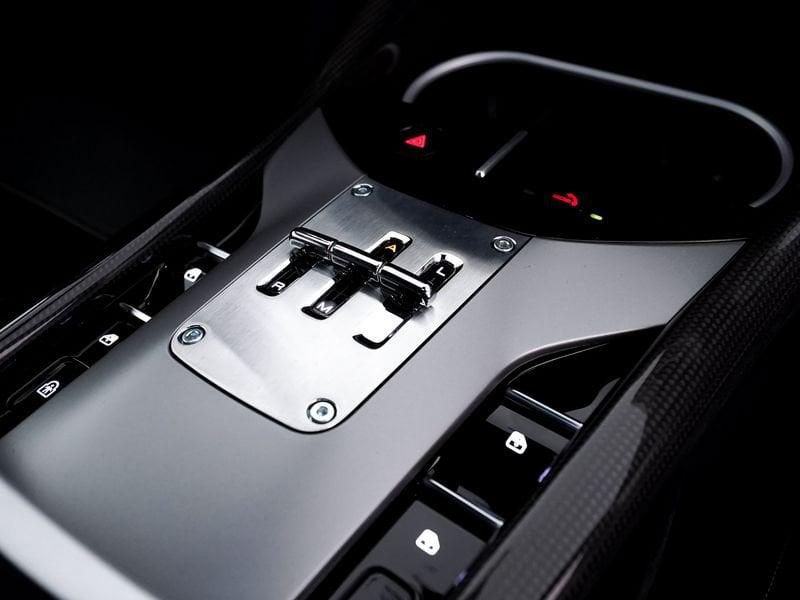 Ferrari Purosangue 6.5 V12 F1 DCT 4WD