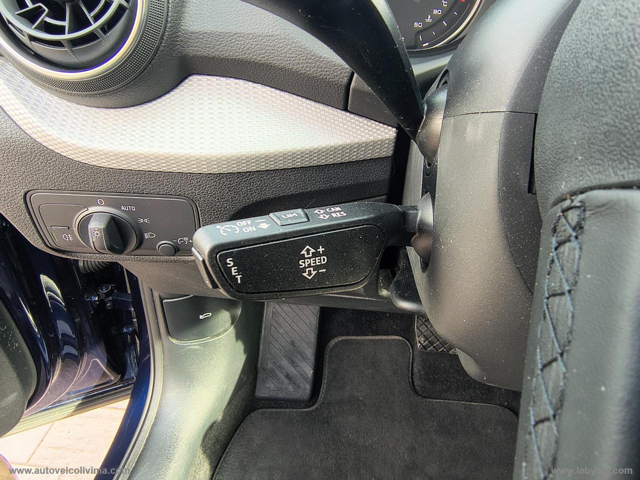 AUDI Q2 30 TDI S tronic Business 5.000 KM