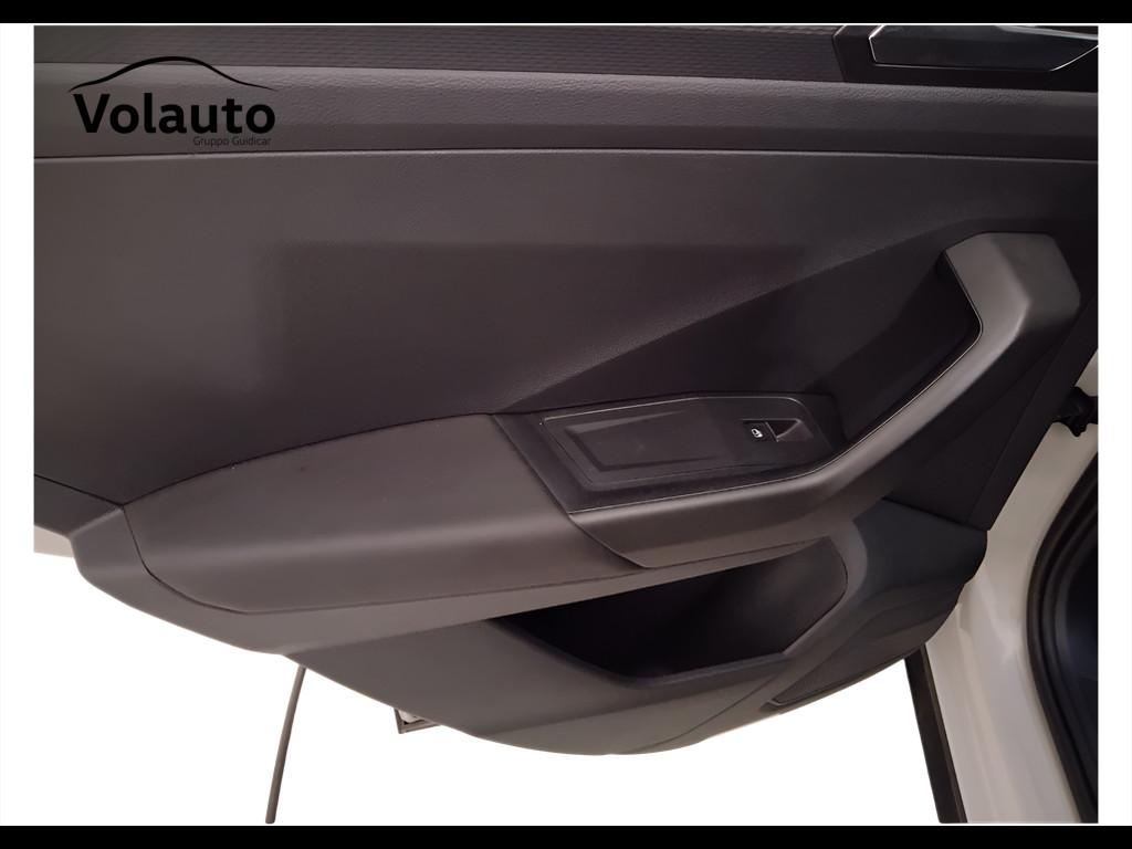 VOLKSWAGEN T-Roc 2022 - T-Roc 1.0 tsi Style 110cv