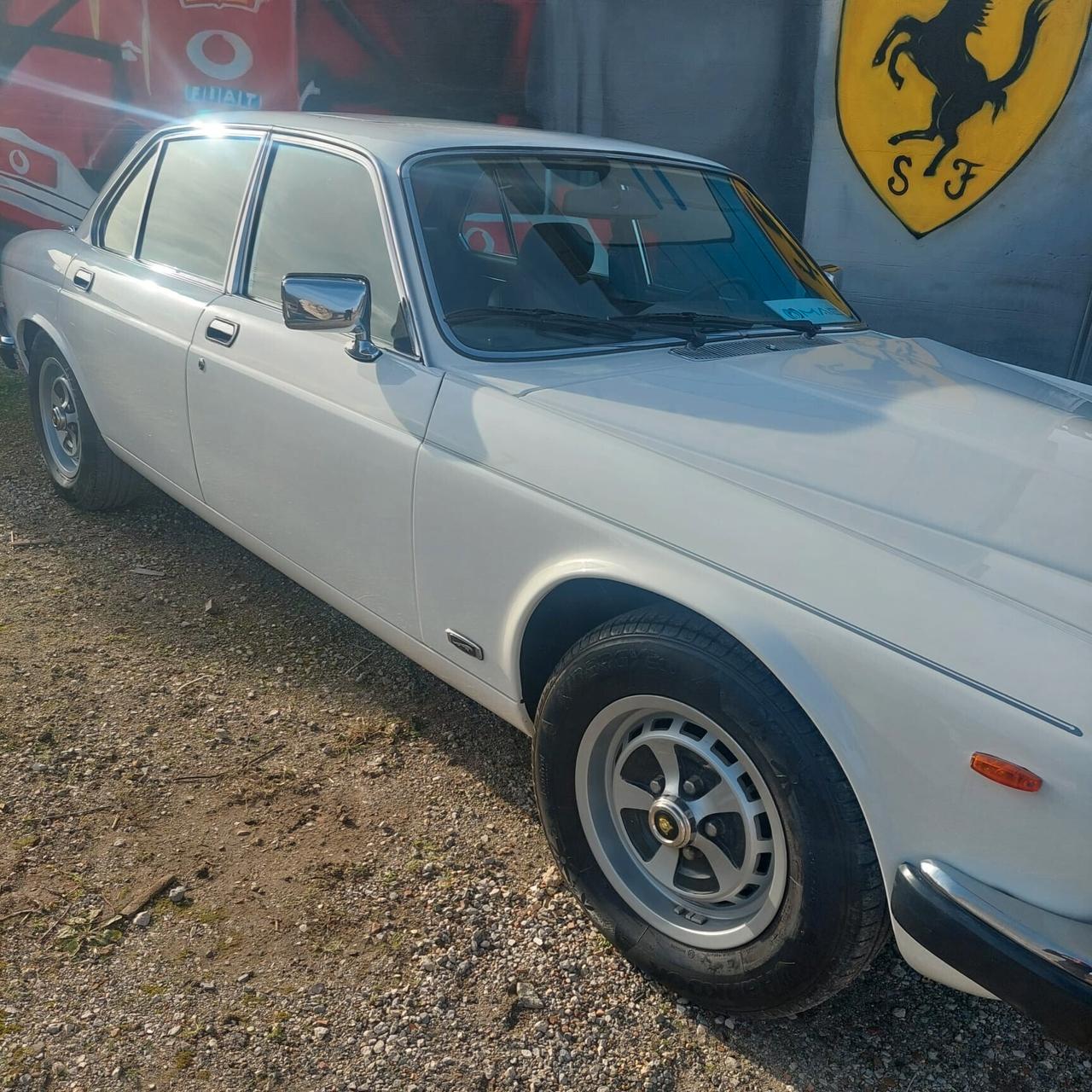 Jaguar XJ XJ6 4.2