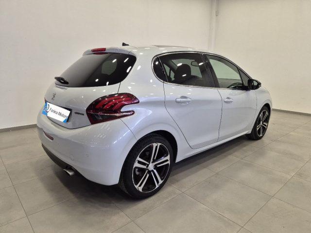 PEUGEOT 208 PureTech Turbo 110 EAT6 S&S GT Line - NEOPAT.