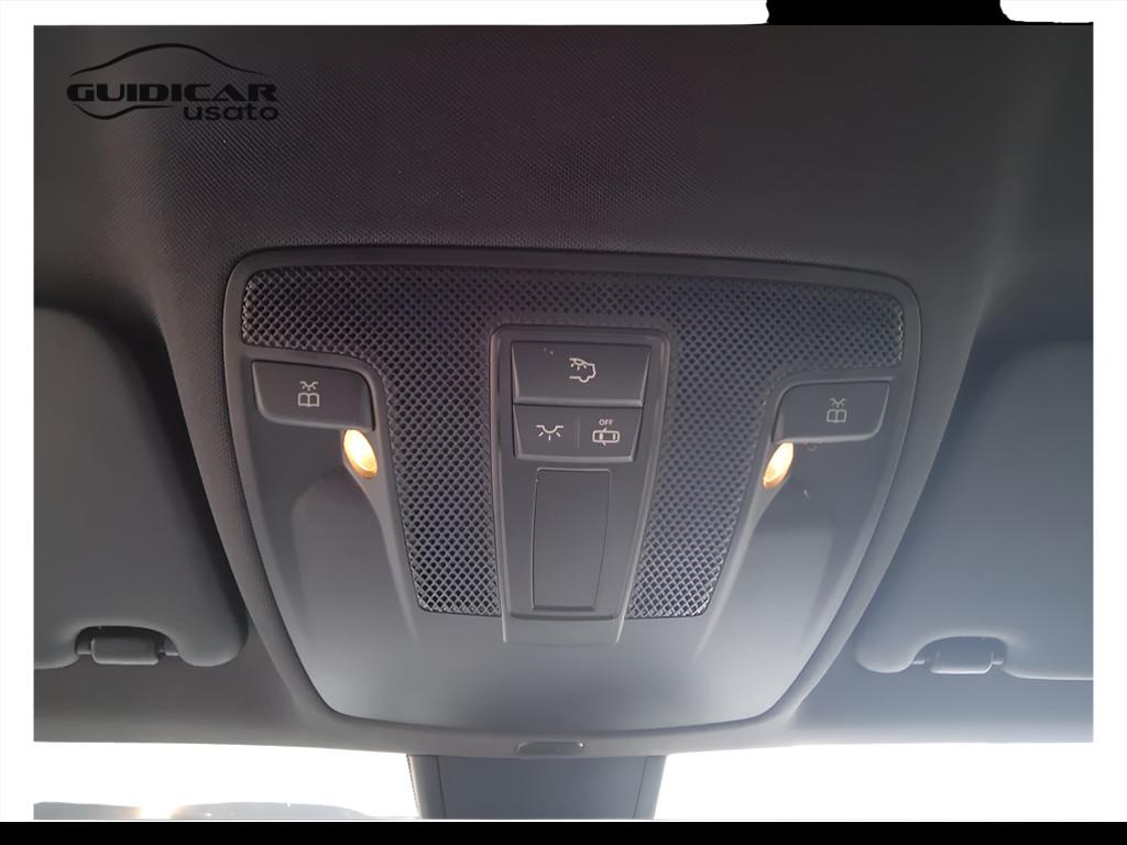 Mercedes-Benz GLA-X156 2014 - GLA 220 d (cdi) Sport 4matic 170cv auto