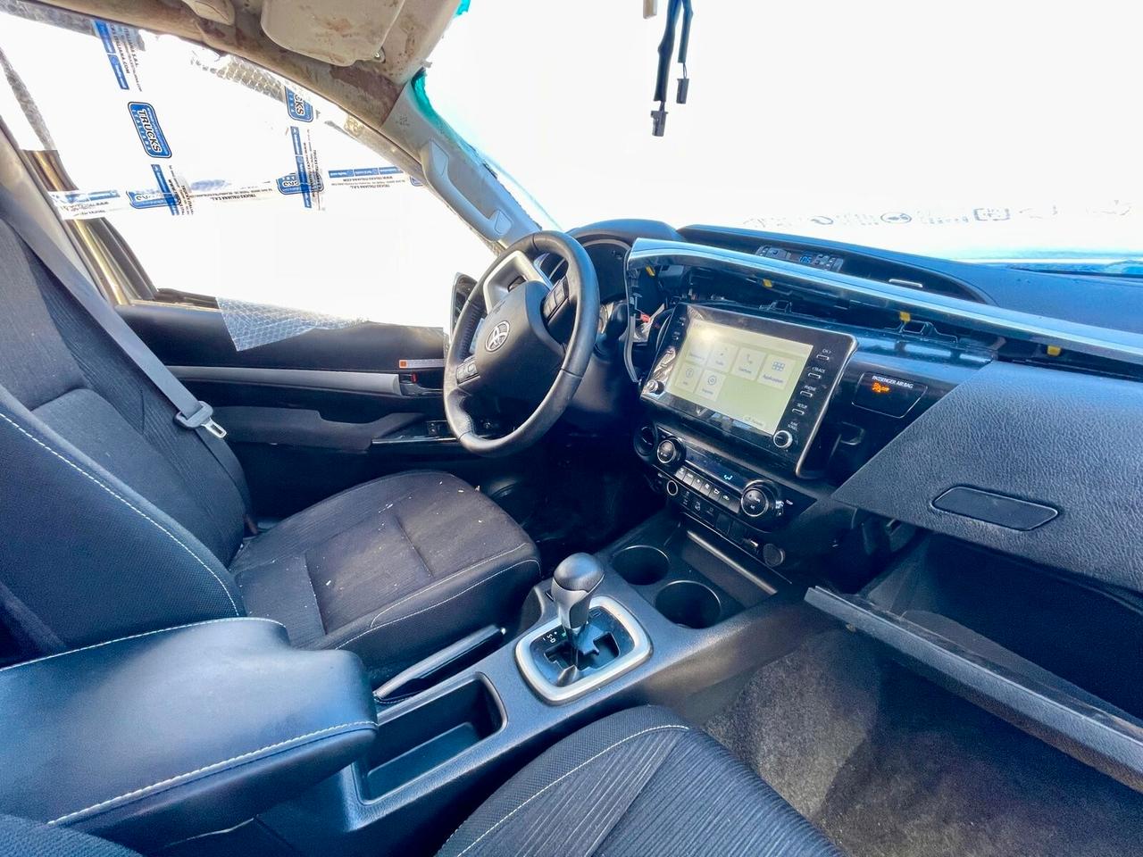 Toyota Hilux 2.4 D-4D 4WD 4 porte Double Cab Lounge ***INCIDENTATO**