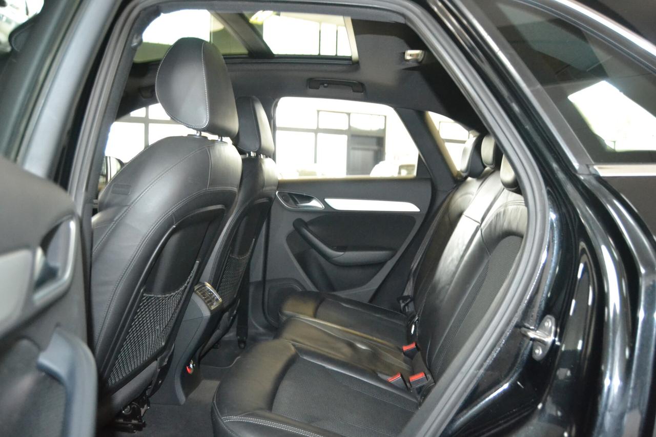 Audi Q3 2.0 TDI S-Line Quattro Tetto/Navi/Xenon