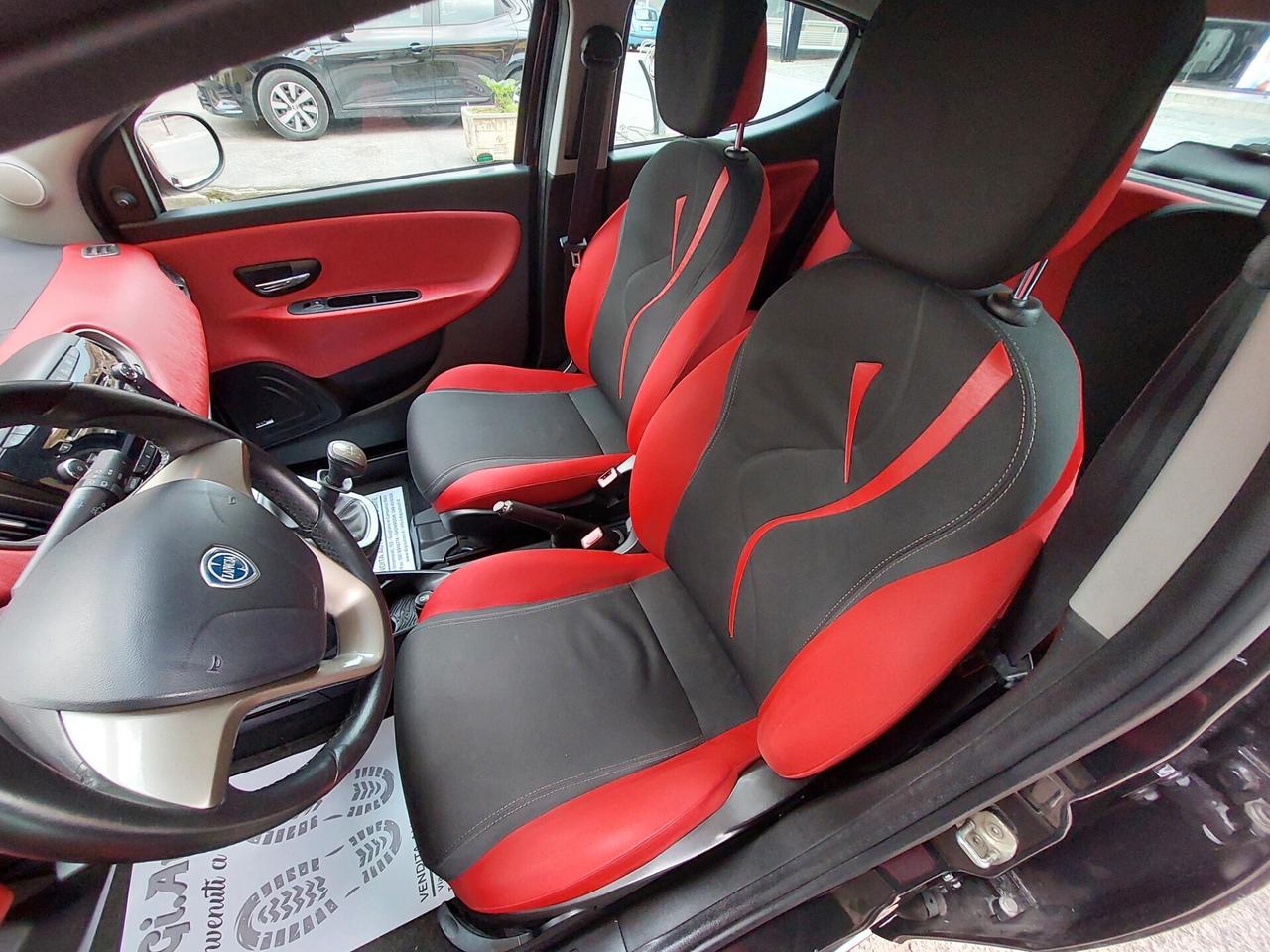 Lancia Ypsilon 1.2 69 CV 5 porte GPL Gold