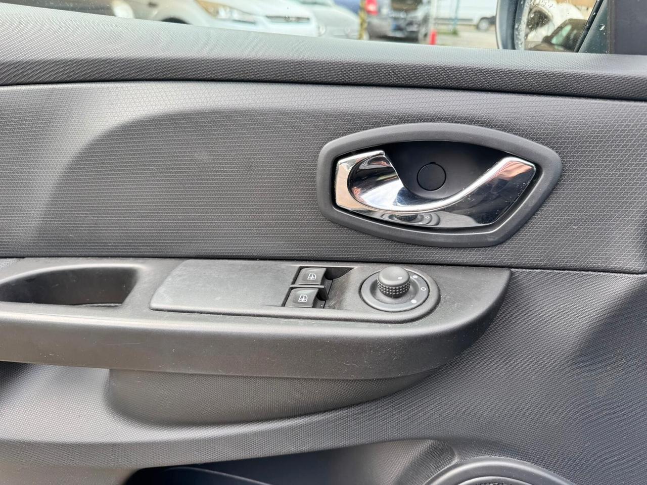 Renault Clio 1.5 dCi 8V 75CV 5 porte Live