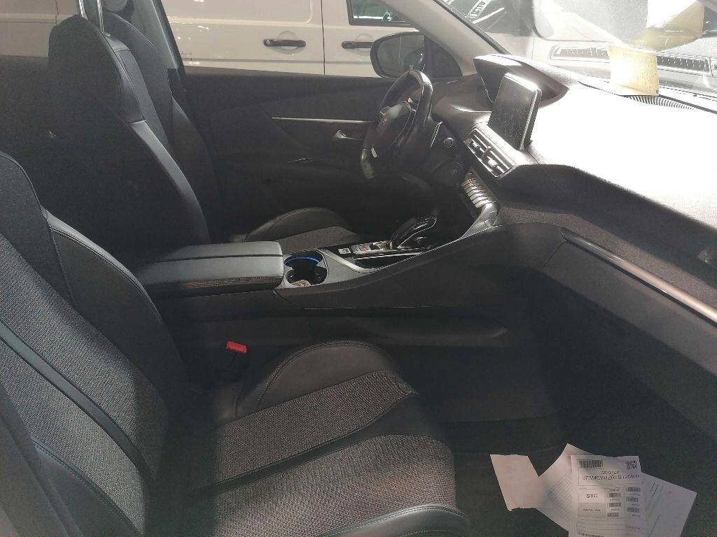 Peugeot 3008 BlueHDi 130 S&S EAT8 Allure