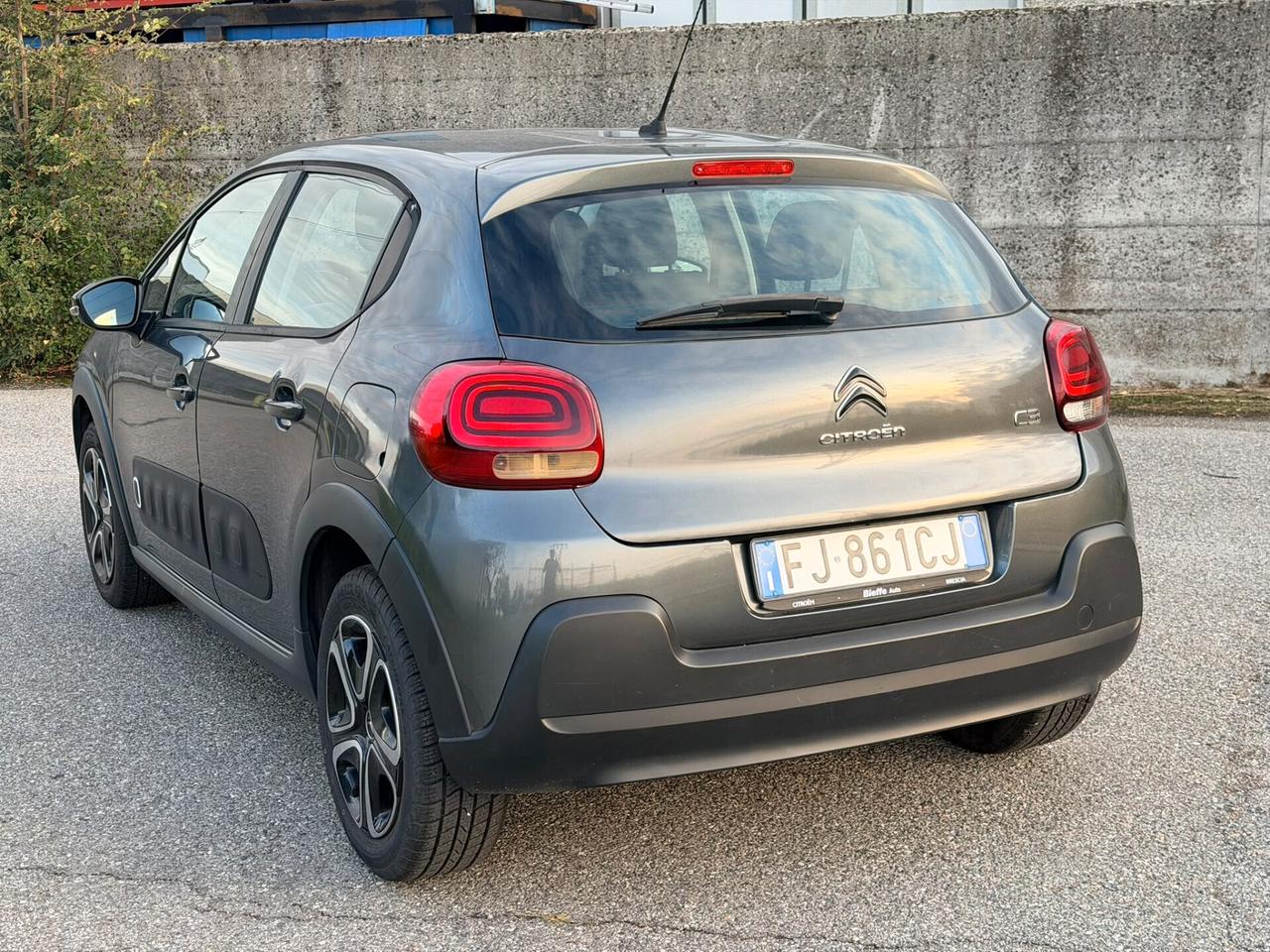Citroën C3 PureTech 82 Shine Euro 6b - 2017 - 94.000 km