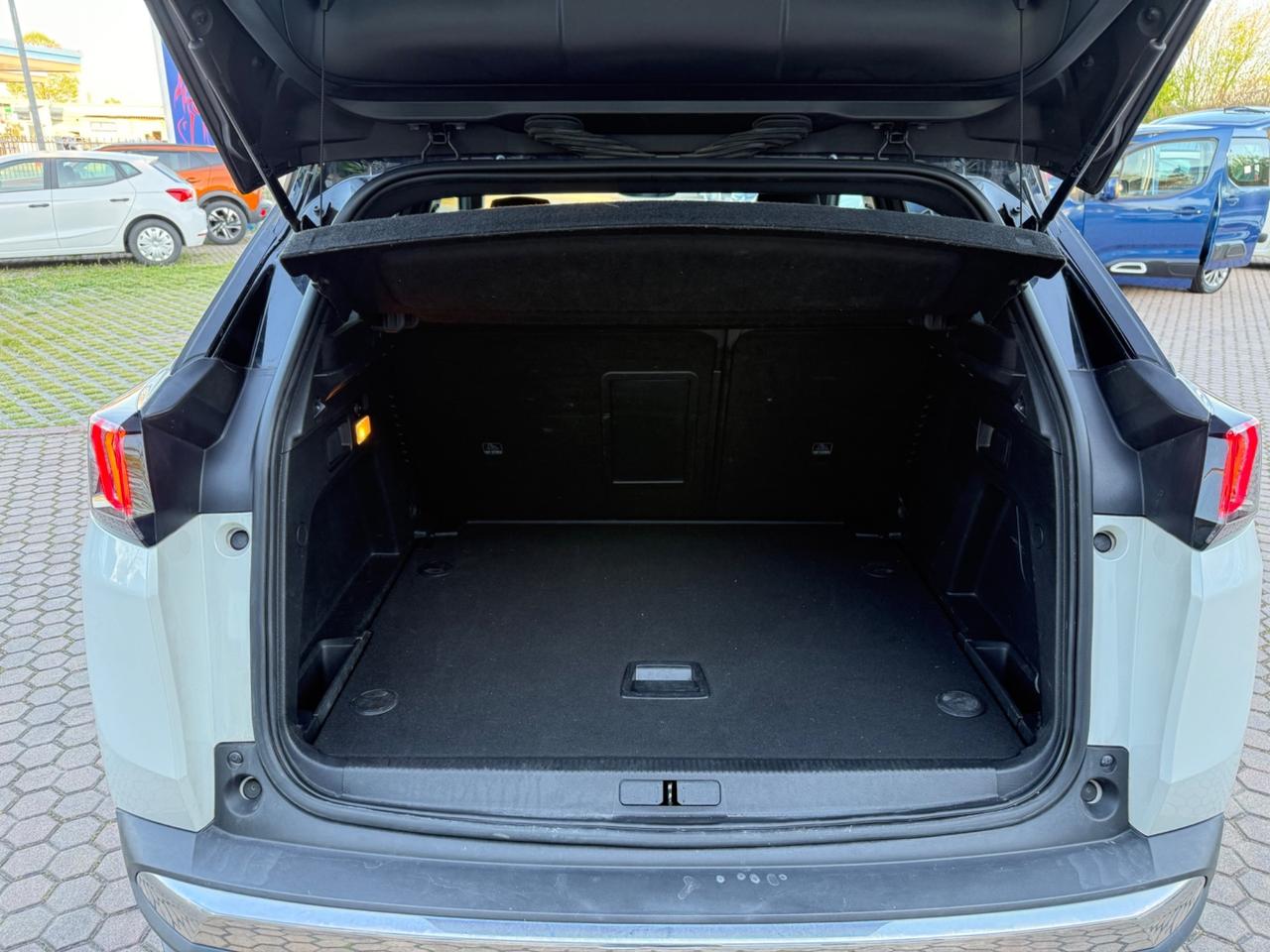 Peugeot 3008 BlueHDi 130 S&S EAT8 GT-LINE