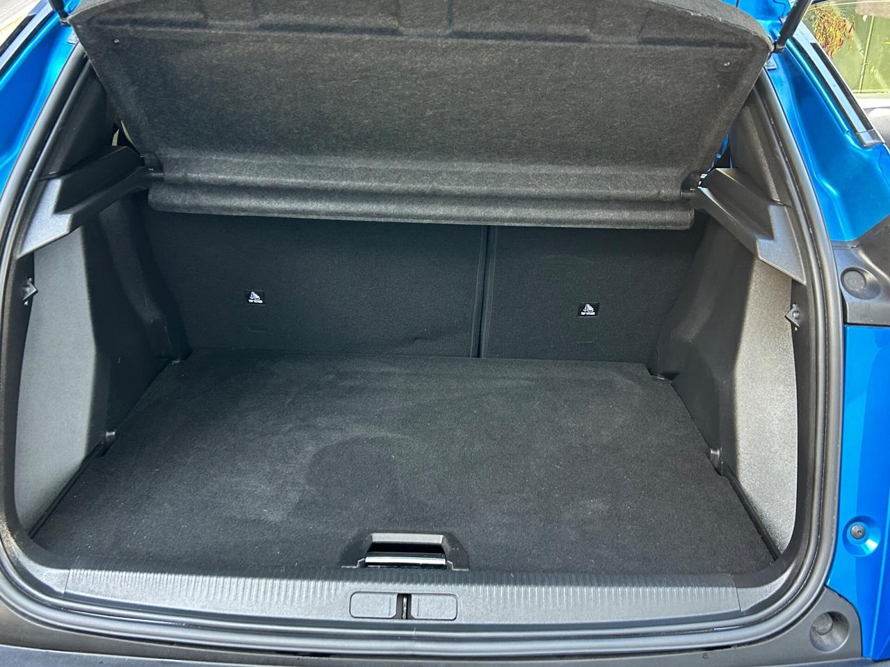 Peugeot 2008 BlueHDi 130 S&S EAT8 Allure Pack