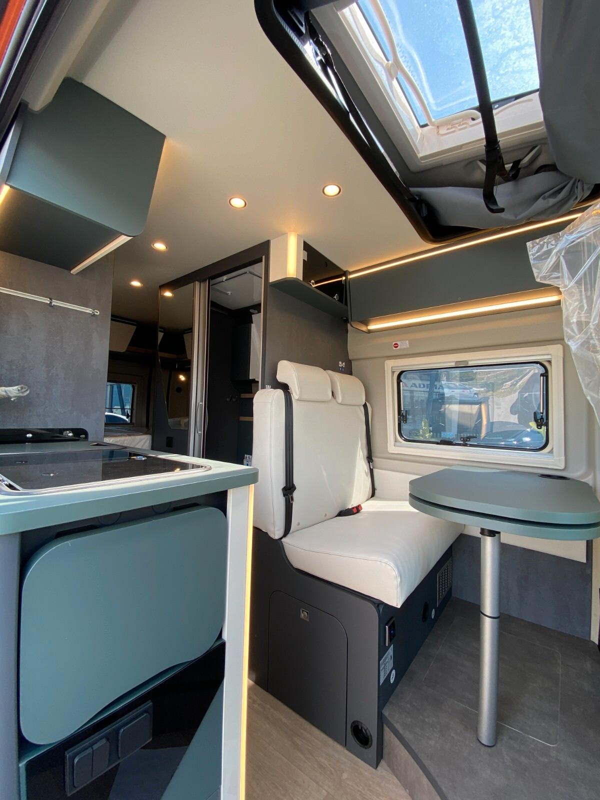 Laika Kosmo Supremo Arancio Sicilia tetto sollevabile