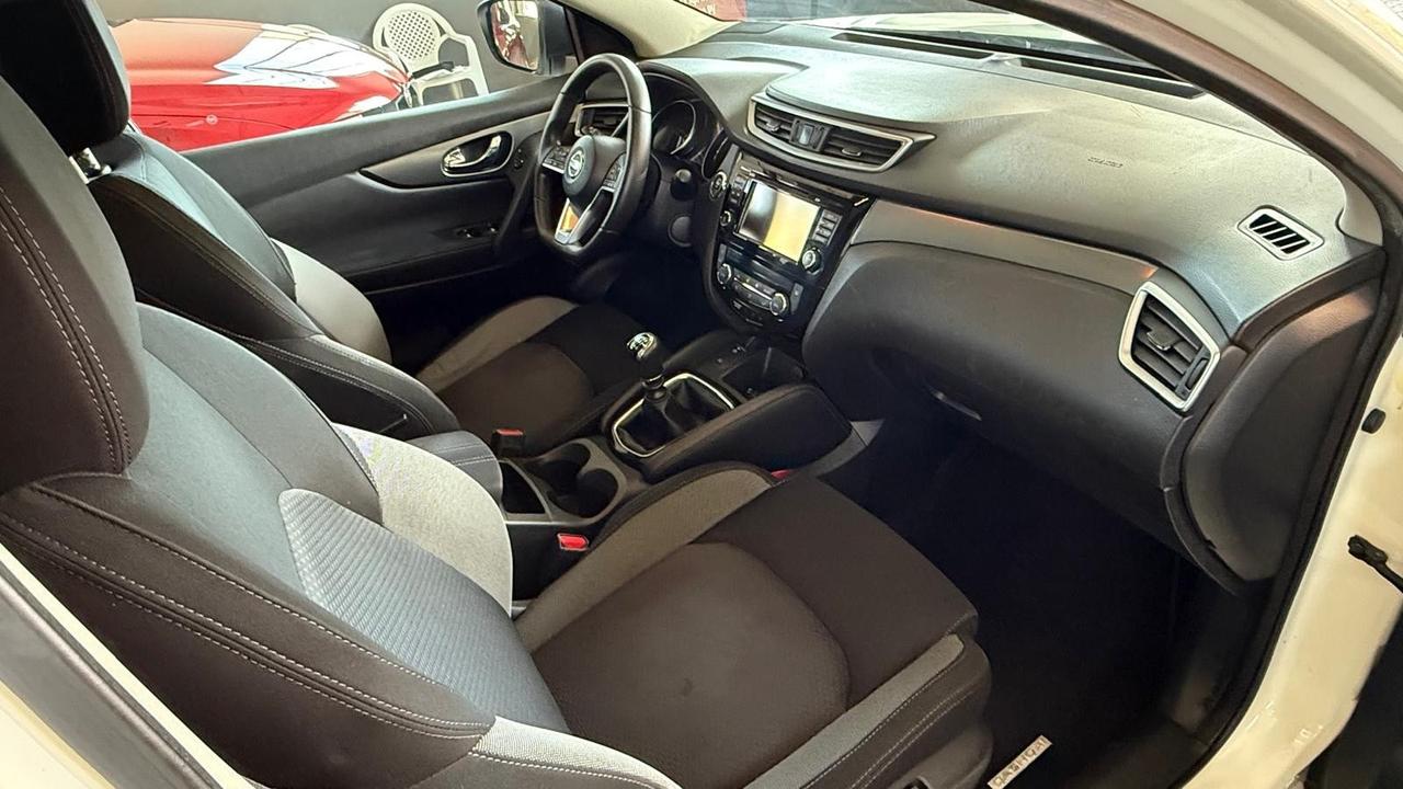 Nissan Qashqai 1.2 DIG-T N-Connecta