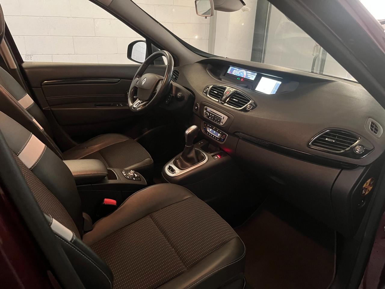 Renault Scenic Scénic XMod 1.5 dCi 110CV EDC Live