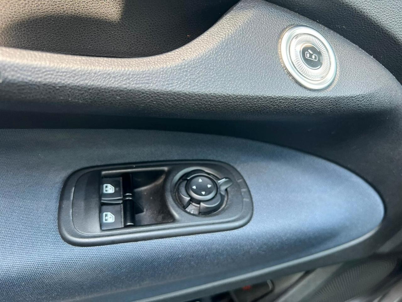 Fiat 500 500e Berlina 42 kWh La Prima