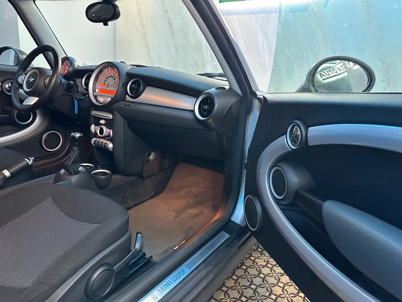 Mini 1.6 16V Cooper Chili