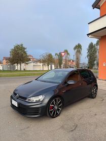 Volkswagen Golf GTD 2.0 TDI DSG 5p.