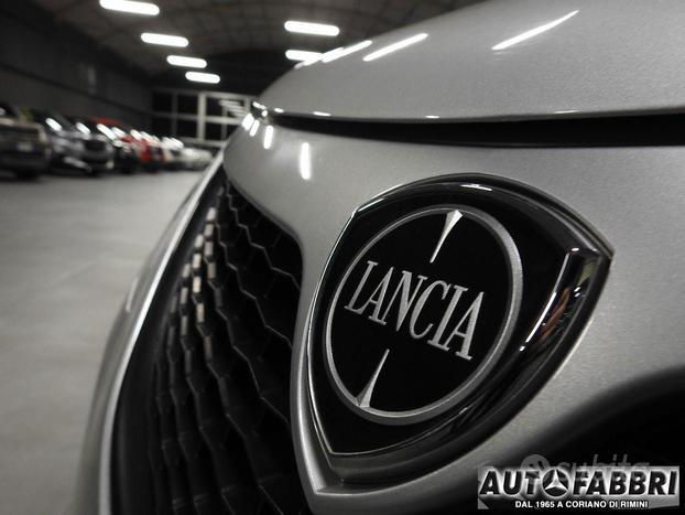 LANCIA - Ypsilon - 1.0 FireFly 5p. S&S Hybrid Gold
