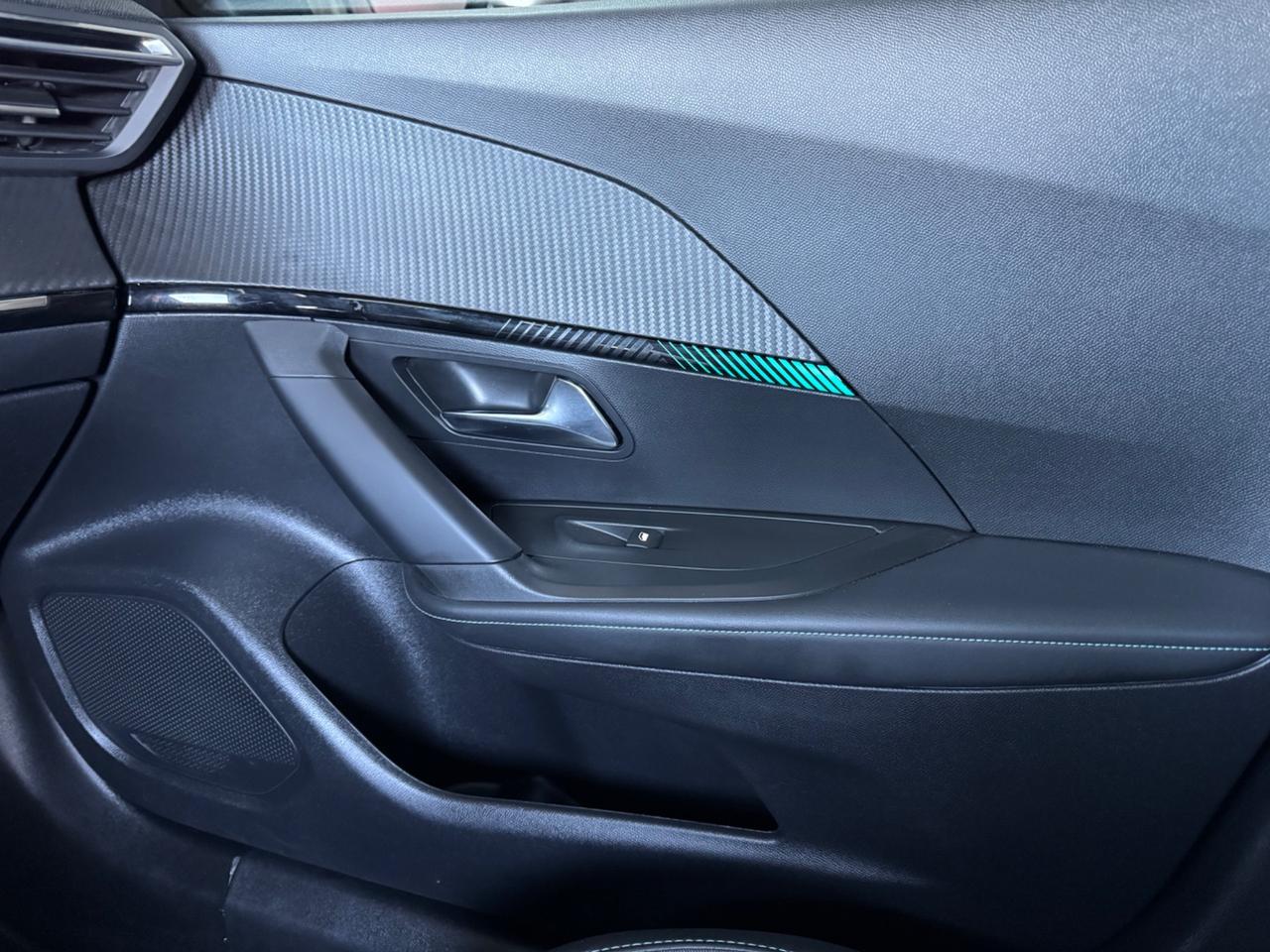 Peugeot 2008 PureTech 130 S&S Allure
