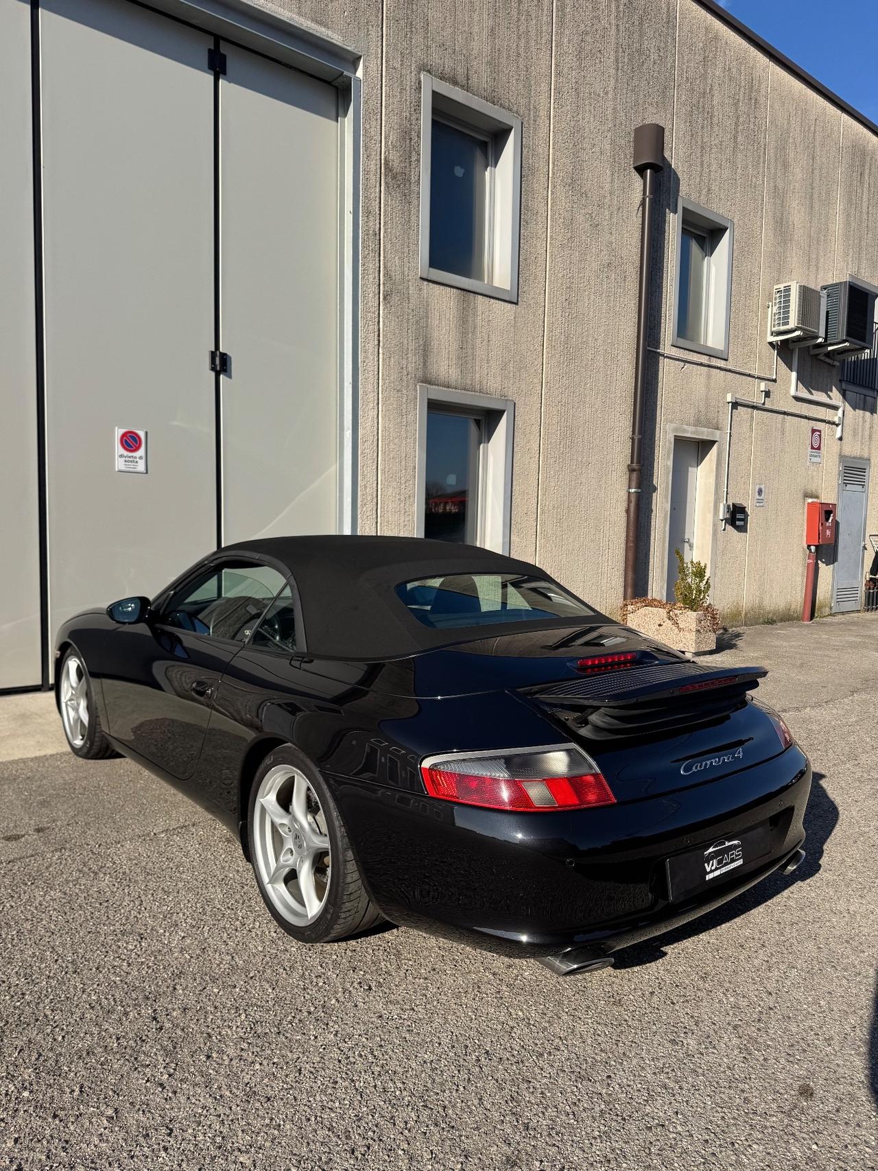 Porsche 911 Carrera 4 996 cabrio mk2