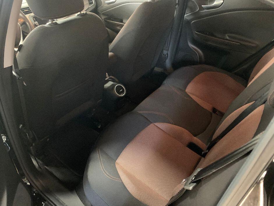 Alfa Romeo Giulietta 1.6 JTDm-2 105 CV Distinctive